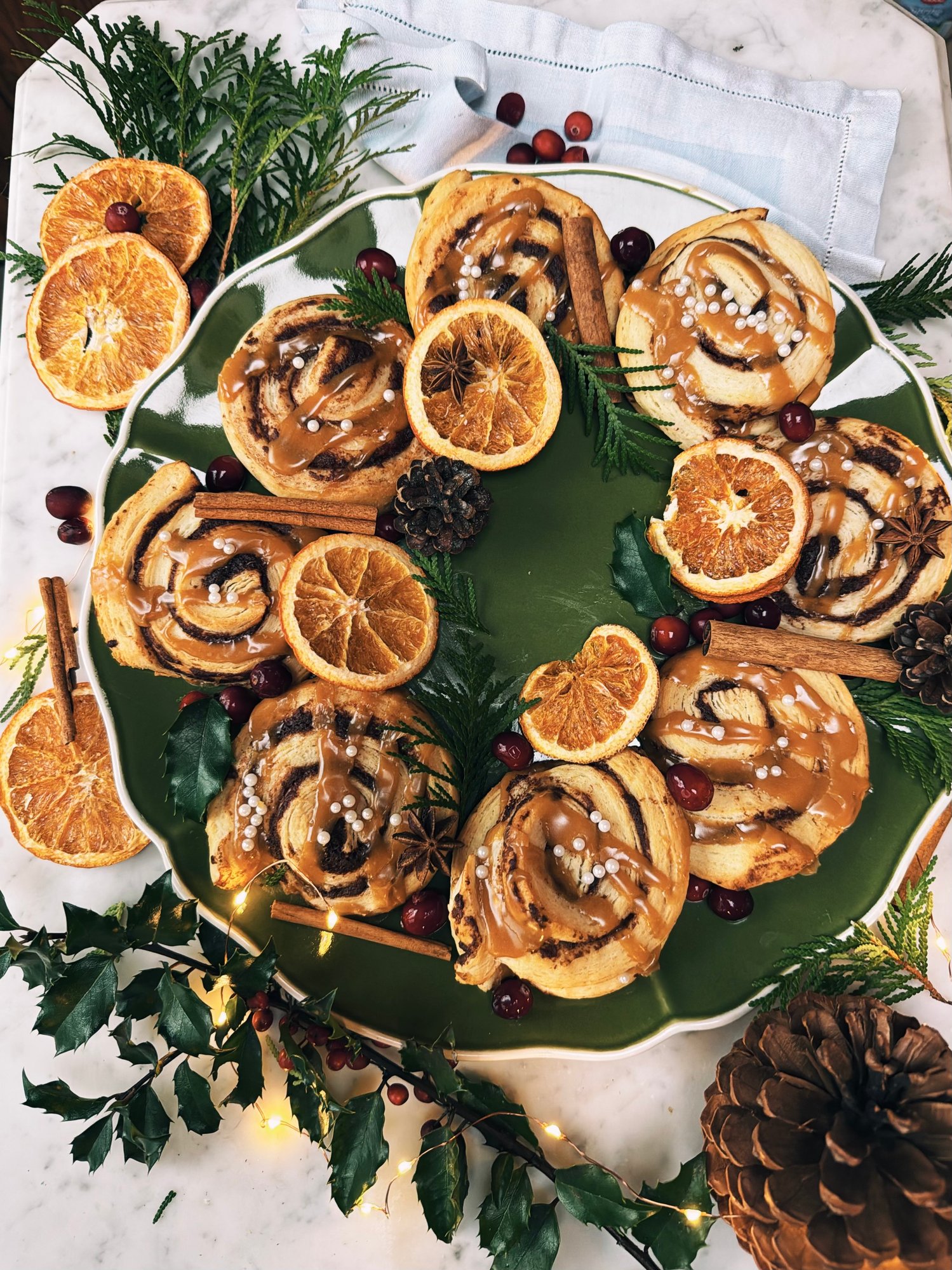 Cinnamon bun wreath